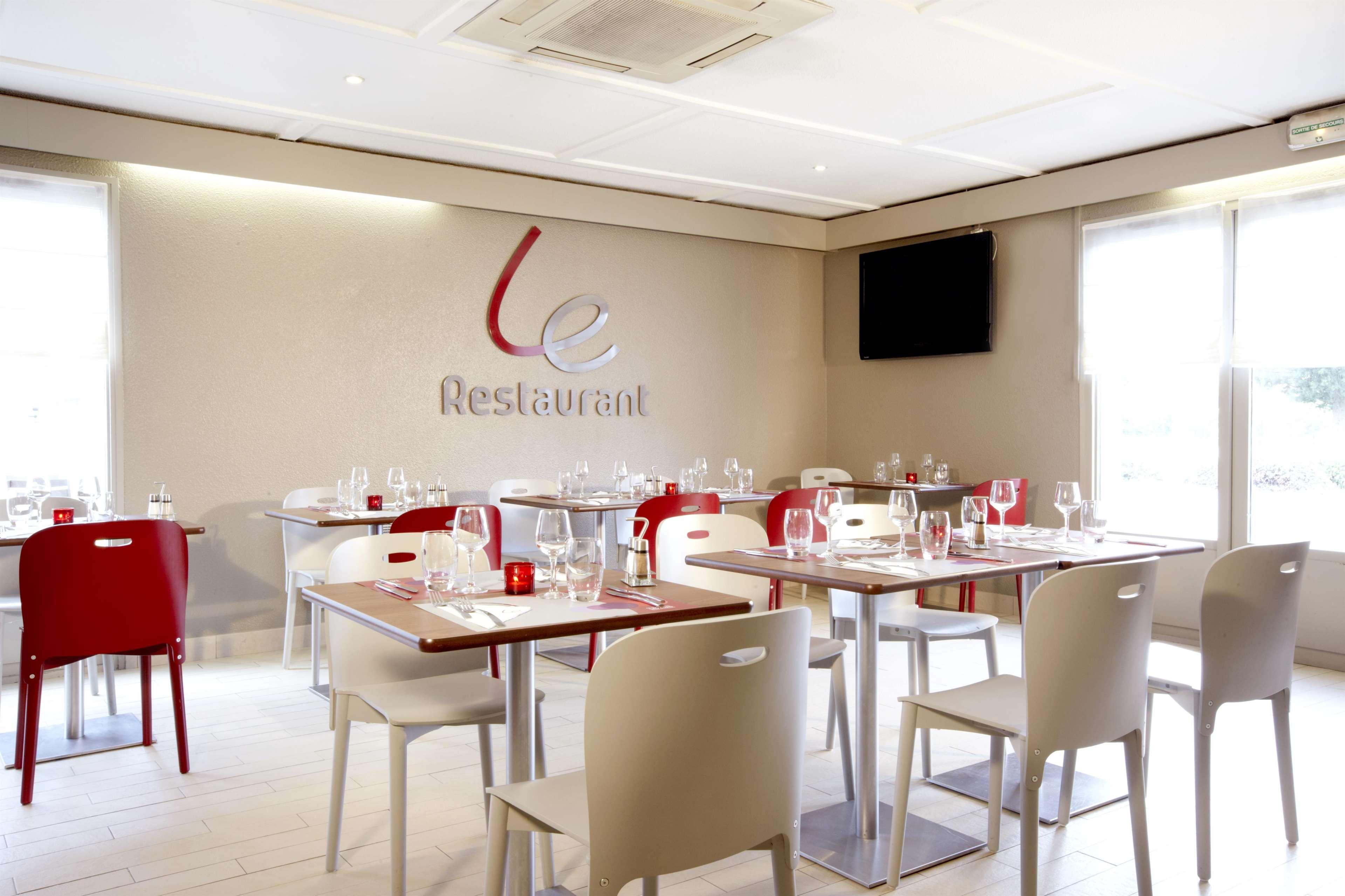 Campanile Nature - Dreux Restaurant foto
