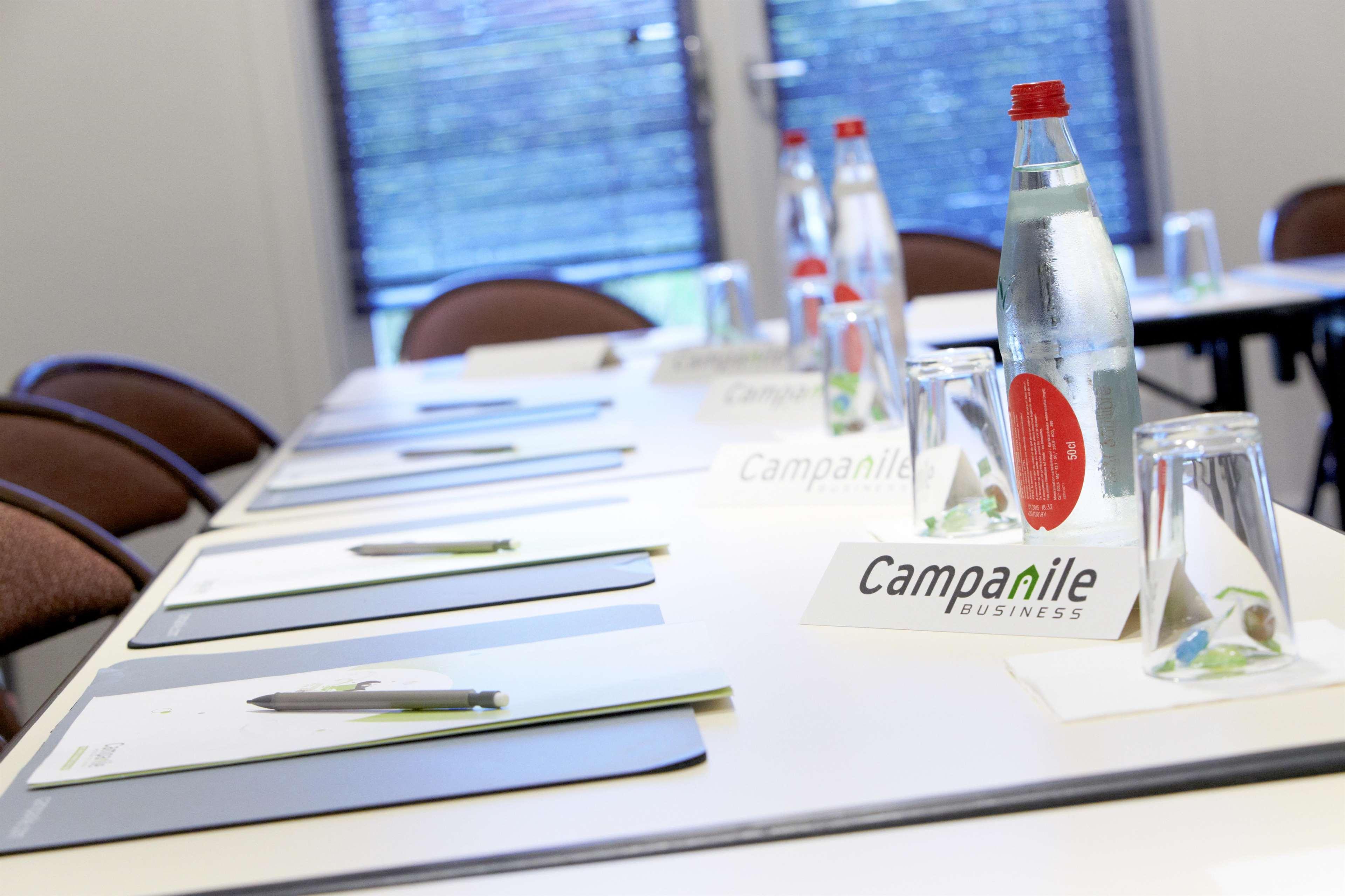 Campanile Nature - Dreux Buitenkant foto